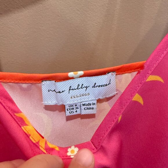 Never Fully Dressed Satin Cami Top- Sun & Heart Print - Picture 3 of 7